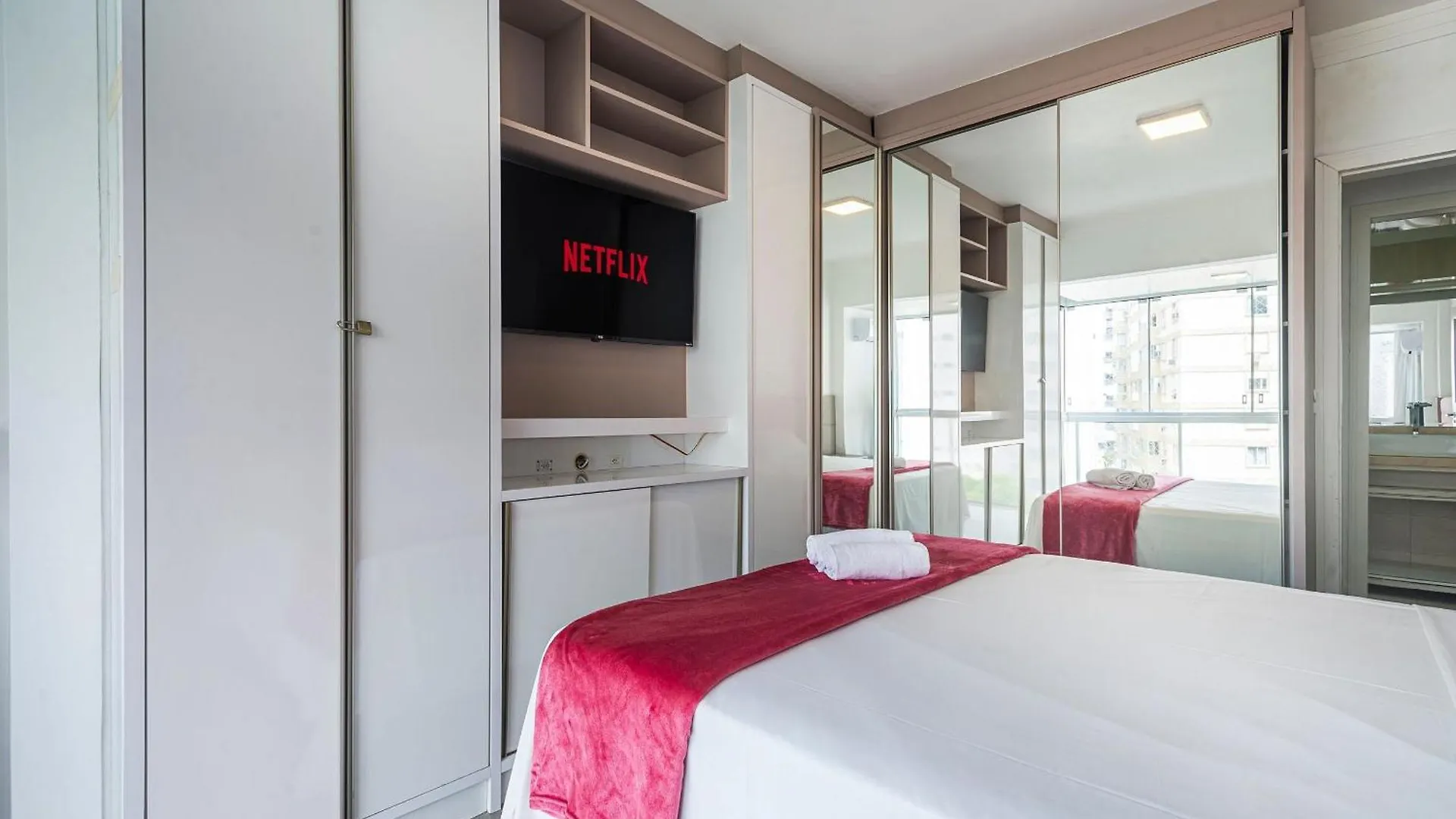 Apartamento Dnrs042- Localizacao Ideal Ao Lado Shop. Atlantico Balneário Camboriú